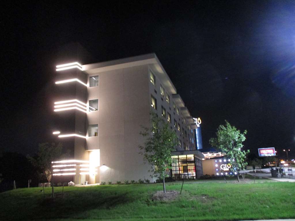 Glo Best Western Desoto Dallas Hotel Exterior photo